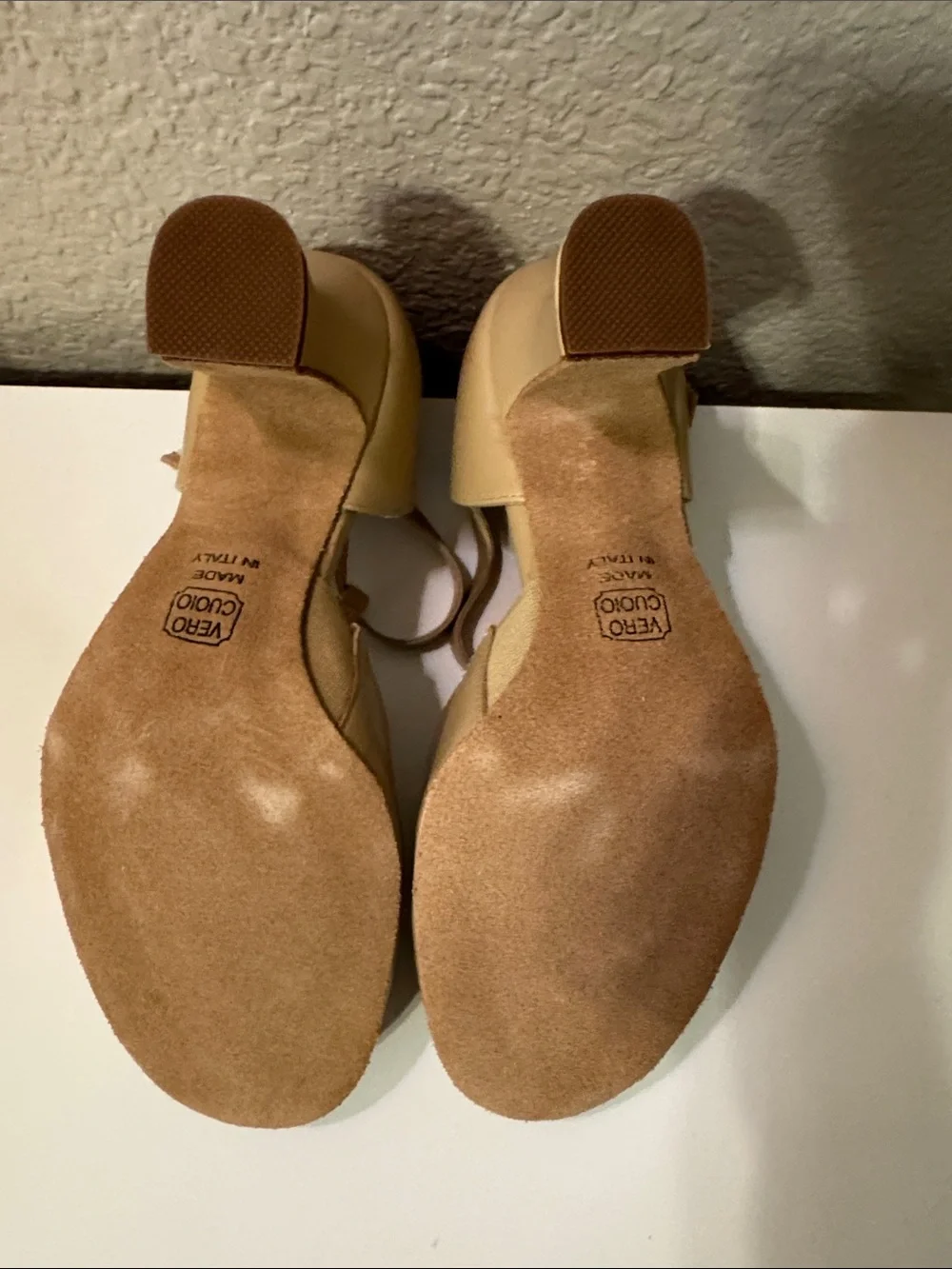 LaDuca size 9.5 Teresa Character Shoe NWOT